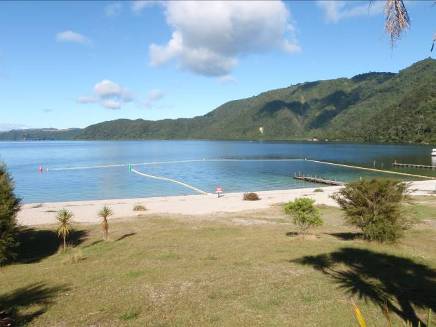 The weed cordon has been placed around the boat ramp at the main beach on Lake &#332;kataina